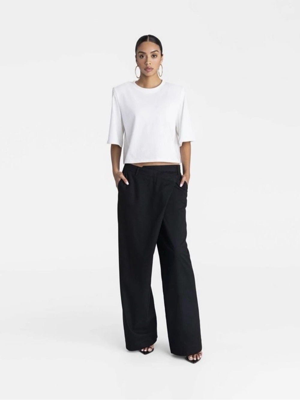 KBB by KAHLANA Women's Mid-Rise Straight Leg 'The Classic Trouser' - Black sz2